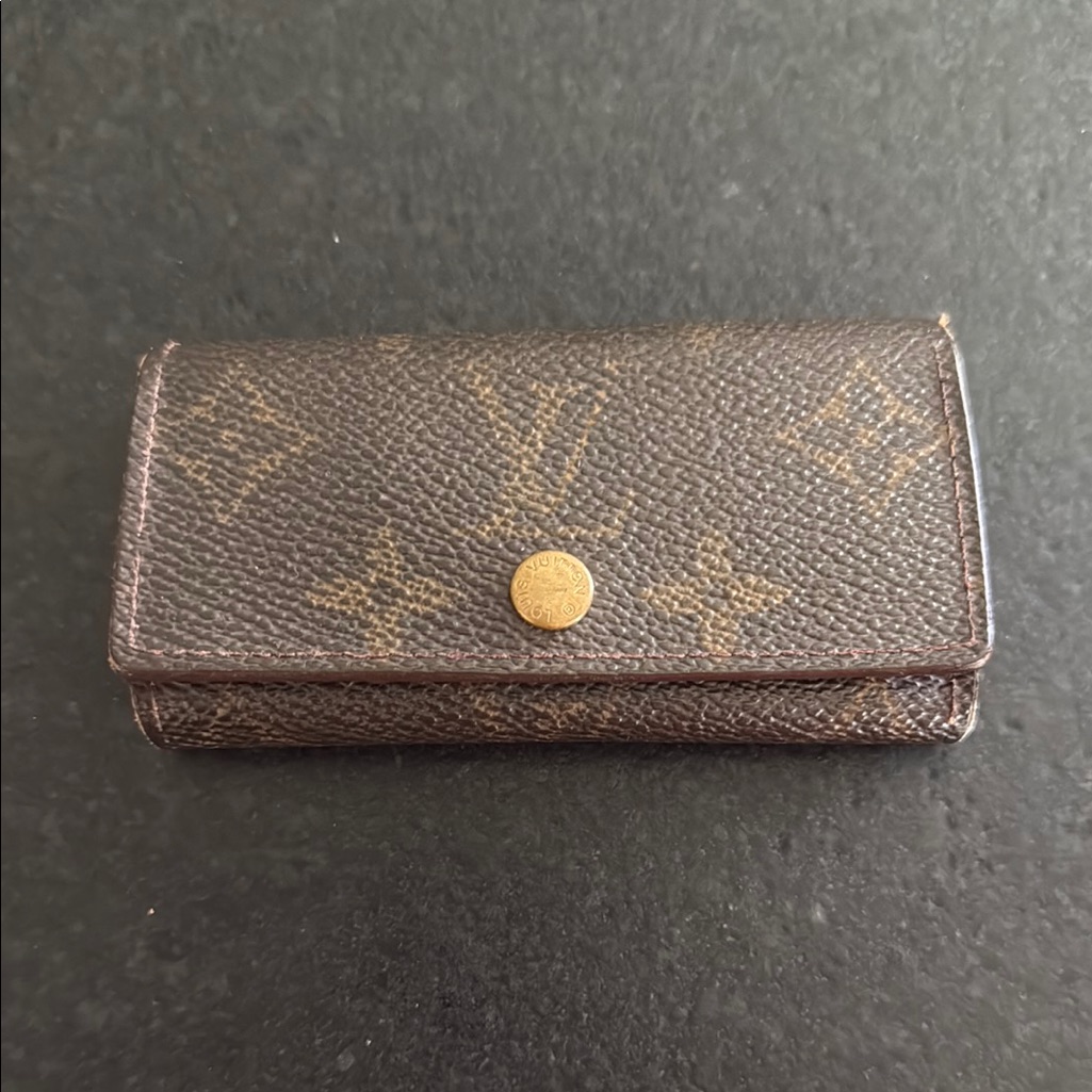 Louis Vuitton Brown Monogram Key Wallet Authentic